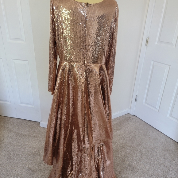 High-Low Rose Gold Sequin Evening Gown with train - Picture 4 of 7